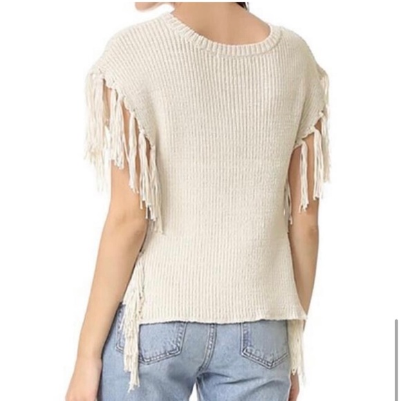 NWOT- CUPCAKES & CASHMERE Revolve Napa Fringe Poncho in Ivory - Picture 3 of 14